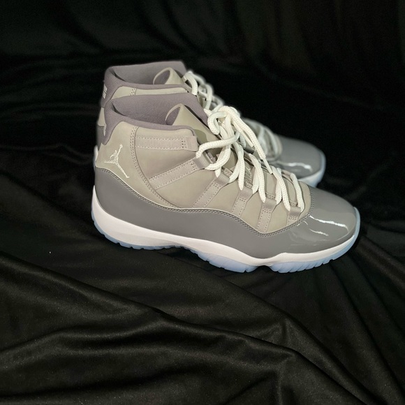 Air Jordan 11 Retro Cool Greys - Picture 4 of 7
